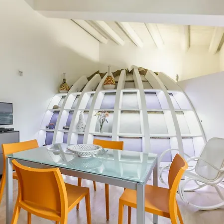 Apartamento Modern With Swimming Pool